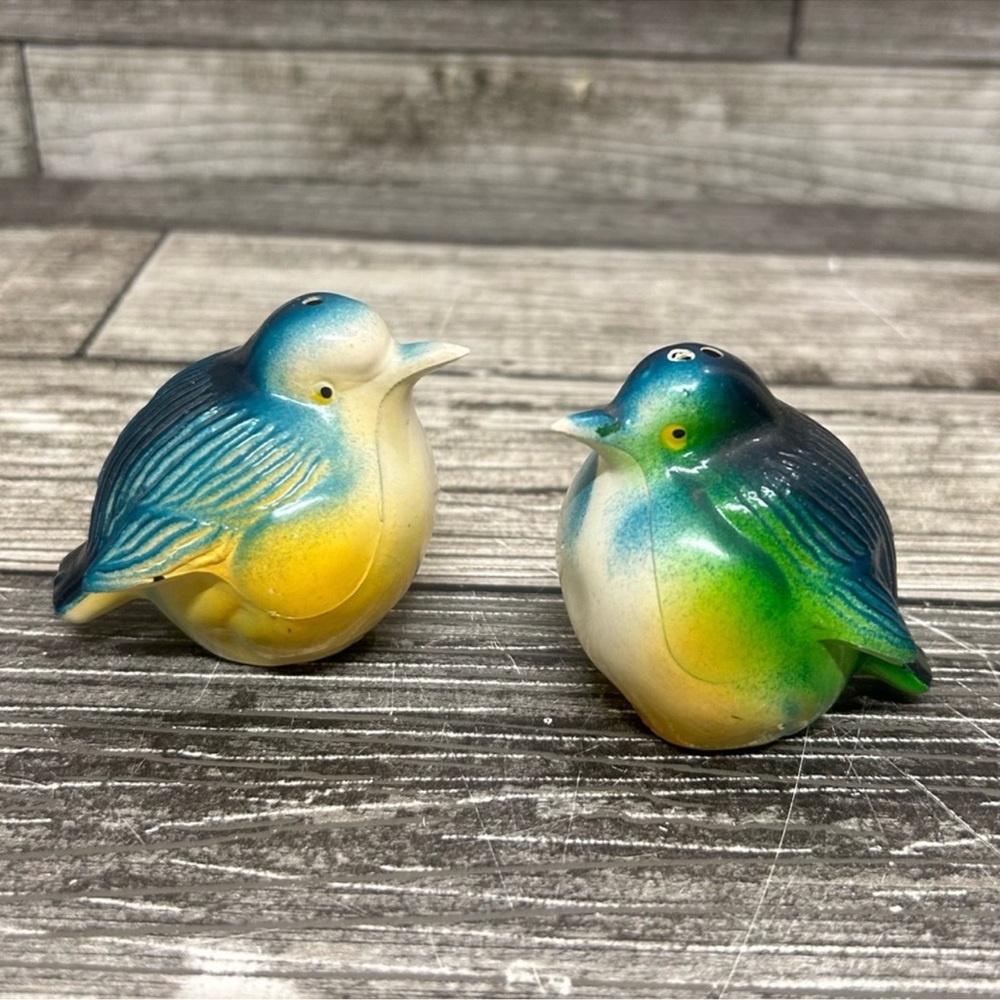 Vintage Hong Kong Plastic Bluebird Bird Salt and Pepper Shakers